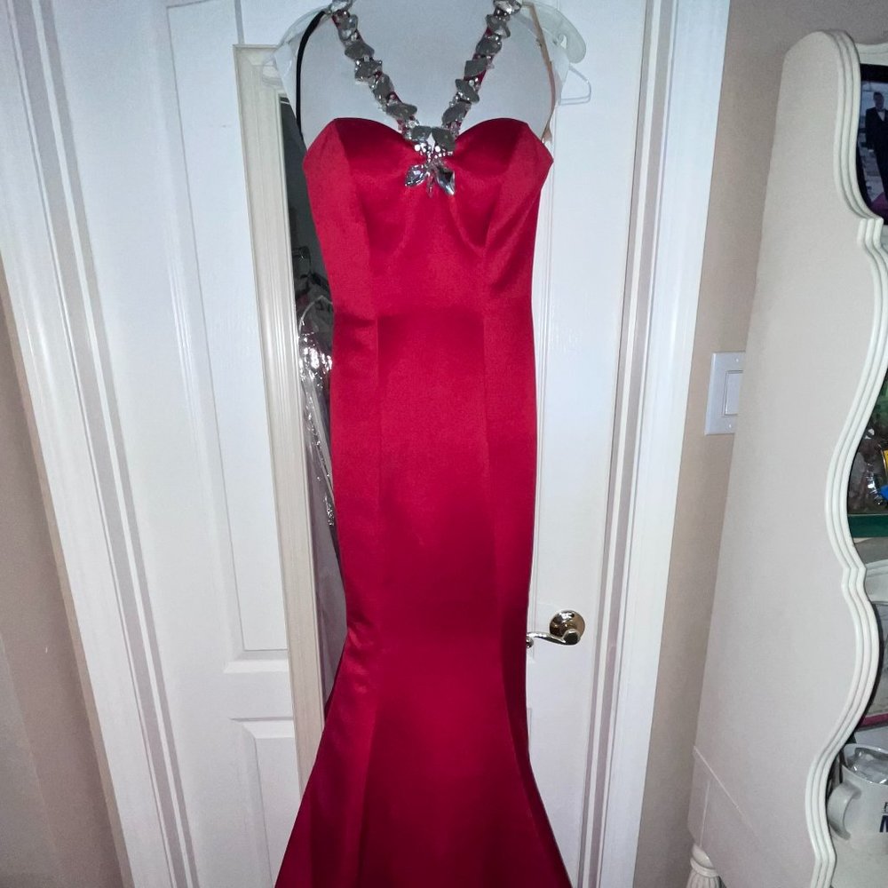 Red Sherri Hill Prom Gown